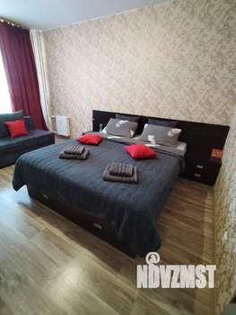 1-к квартира, посуточно, 40м2, 5/25 этаж