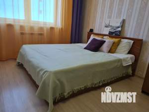 1-к квартира, посуточно, 42м2, 4/25 этаж