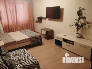 1-к квартира, посуточно, 42м2, 1/12 этаж