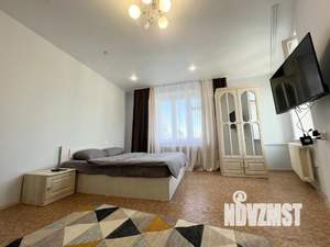 2-к квартира, посуточно, 70м2, 1/1 этаж