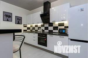 1-к квартира, посуточно, 39м2, 22/26 этаж