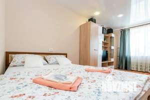 1-к квартира, посуточно, 37м2, 9/9 этаж