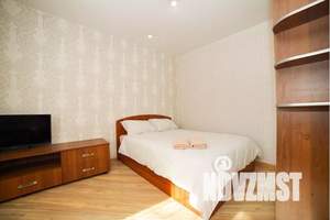 1-к квартира, посуточно, 42м2, 1/9 этаж