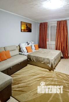 1-к квартира, посуточно, 39м2, 3/10 этаж