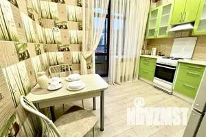 1-к квартира, посуточно, 40м2, 2/3 этаж