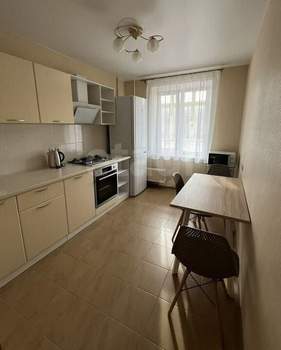 1-к квартира, на длительный срок, 42м2, 4/10 этаж