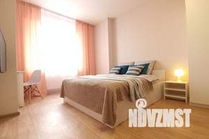 1-к квартира, посуточно, 39м2, 13/25 этаж