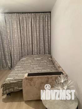 Студия квартира, посуточно, 20м2, 12/25 этаж