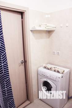 1-к квартира, посуточно, 40м2, 7/19 этаж