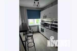 1-к квартира, посуточно, 40м2, 6/9 этаж