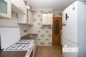 2-к квартира, вторичка, 46м2, 1/4 этаж