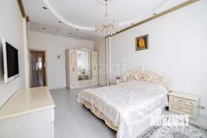 4-к квартира, вторичка, 141м2, 2/12 этаж