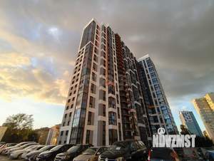 3-к квартира, вторичка, 65м2, 15/25 этаж