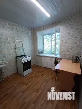 2-к квартира, вторичка, 43м2, 3/3 этаж