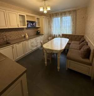 2-к квартира, вторичка, 81м2, 17/20 этаж