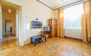 4-к квартира, вторичка, 150м2, 4/5 этаж