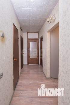 3-к квартира, вторичка, 65м2, 1/10 этаж