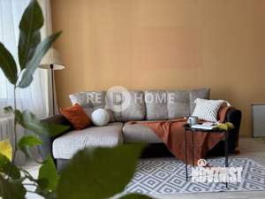2-к квартира, вторичка, 60м2, 3/5 этаж