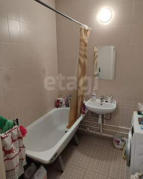 2-к квартира, вторичка, 64м2, 8/25 этаж