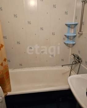 2-к квартира, вторичка, 52м2, 5/5 этаж