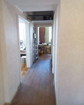 3-к квартира, вторичка, 63м2, 3/3 этаж