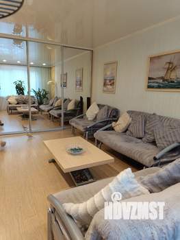 3-к квартира, вторичка, 60м2, 1/5 этаж