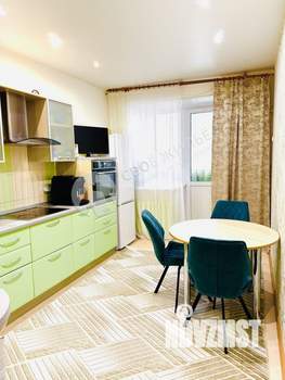 2-к квартира, вторичка, 63м2, 8/17 этаж