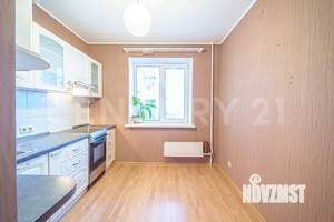 2-к квартира, вторичка, 60м2, 7/16 этаж
