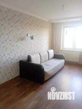 2-к квартира, вторичка, 58м2, 1/10 этаж
