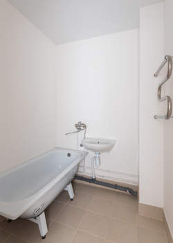 2-к квартира, вторичка, 75м2, 2/4 этаж