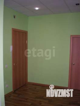 3-к квартира, вторичка, 74м2, 1/2 этаж