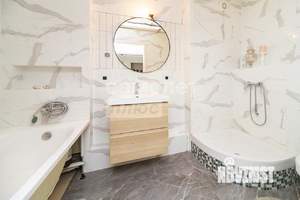 2-к квартира, вторичка, 61м2, 1/10 этаж