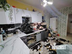 4-к квартира, вторичка, 95м2, 13/17 этаж