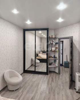 1-к квартира, вторичка, 41м2, 1/4 этаж
