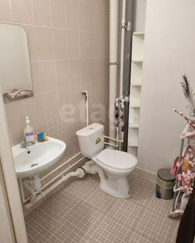 2-к квартира, вторичка, 64м2, 8/25 этаж