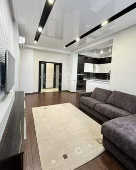 2-к квартира, вторичка, 66м2, 10/17 этаж