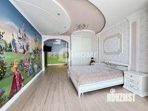 4-к квартира, вторичка, 190м2, 14/17 этаж