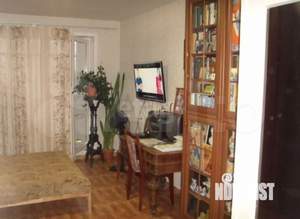 2-к квартира, вторичка, 56м2, 1/10 этаж