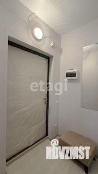 Студия квартира, вторичка, 32м2, 1/9 этаж