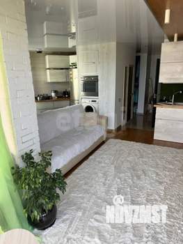 2-к квартира, вторичка, 52м2, 10/17 этаж