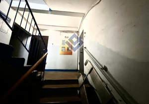 2-к квартира, вторичка, 53м2, 1/9 этаж