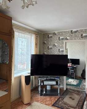 3-к квартира, вторичка, 58м2, 8/9 этаж