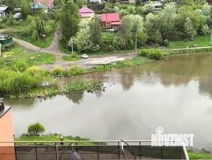 3-к квартира, вторичка, 132м2, 1/3 этаж