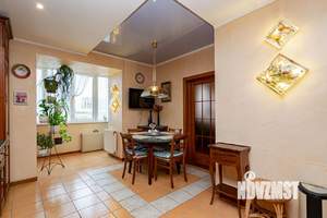 3-к квартира, вторичка, 125м2, 7/7 этаж