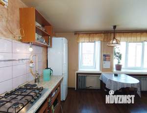 4-к квартира, вторичка, 76м2, 9/9 этаж