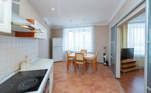 2-к квартира, вторичка, 80м2, 12/18 этаж