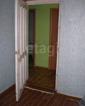 3-к квартира, вторичка, 74м2, 1/2 этаж