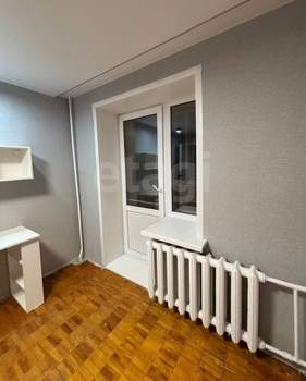 3-к квартира, вторичка, 42м2, 9/9 этаж