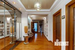 3-к квартира, вторичка, 125м2, 7/7 этаж