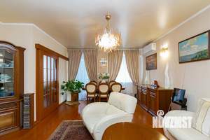 3-к квартира, вторичка, 125м2, 7/7 этаж